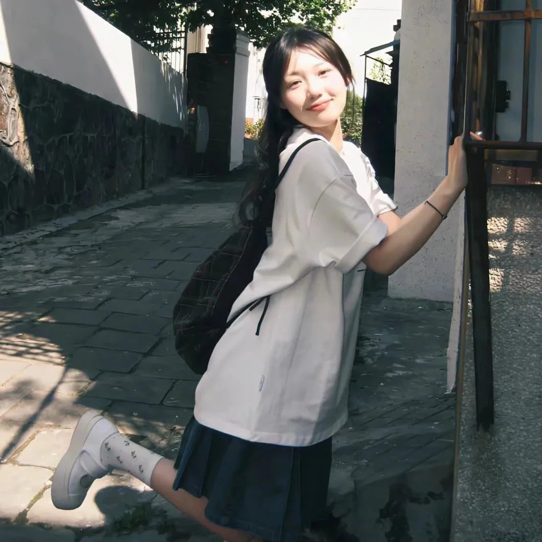 女人在家